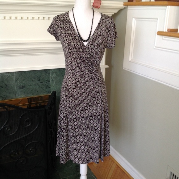 Dress - Picture 4 of 6